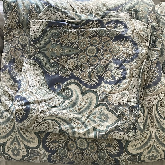 Pottery Barn Bedding Pottery Barn Jordana Paisley Poshmark